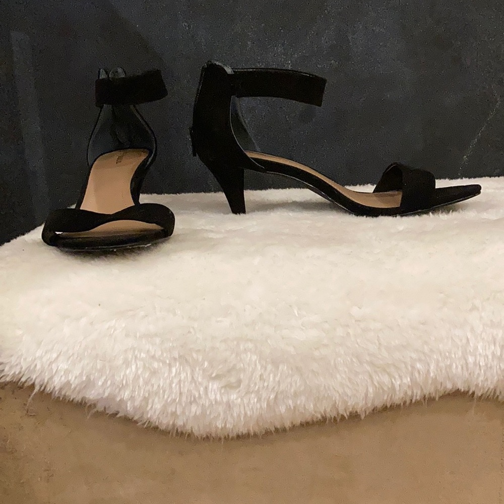 Style & Co. black low heels suede-like with zipper